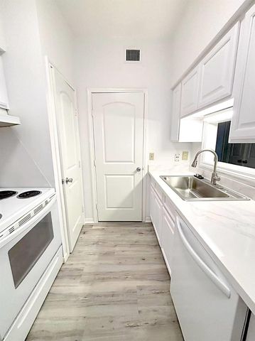 2425 Underwood Street 157, Houston, TX 77030