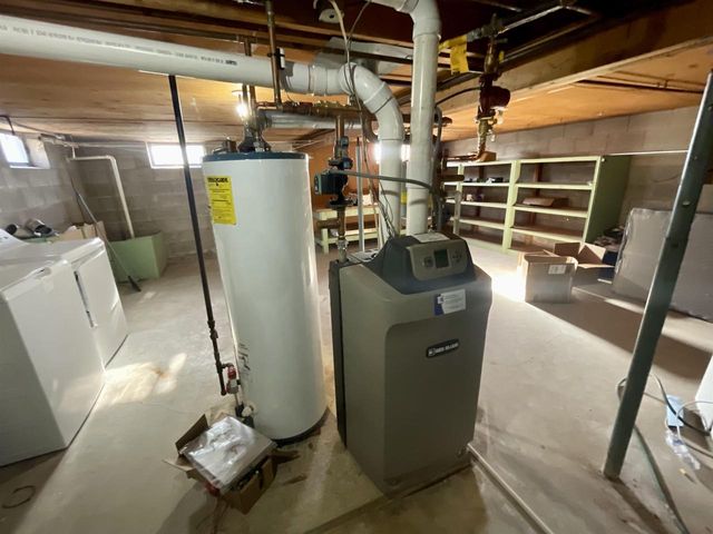 325 MAPLE STREET, Phillips, WI 54555