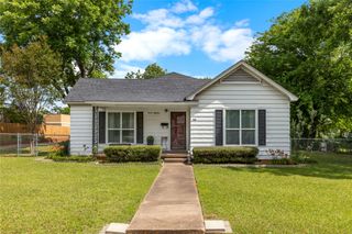 718 Howard Street, Jacksonville, TX 75766