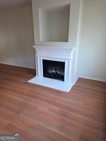 290 Brookview Dr, Riverdale, GA 30274