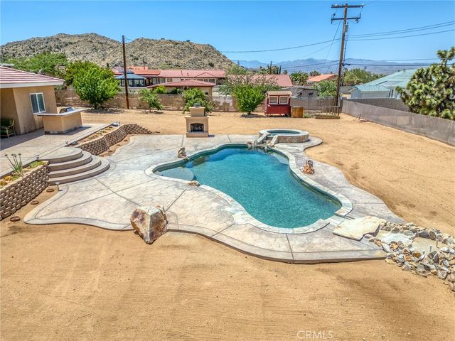 58598 Santa Maria Drive, Yucca Valley, CA 92284