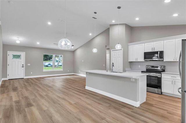 379 S ORANGE AVENUE, Orange City, FL 32763