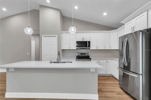379 S ORANGE AVENUE, Orange City, FL 32763