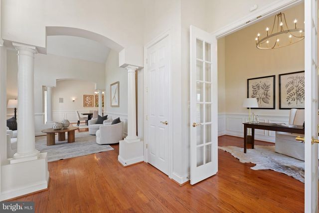 35047 SNICKERSVILLE TPKE, Round Hill, VA 20141