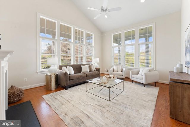 35047 SNICKERSVILLE TPKE, Round Hill, VA 20141