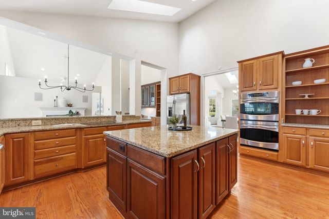 35047 SNICKERSVILLE TPKE, Round Hill, VA 20141