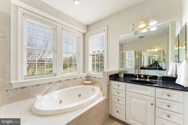 35047 SNICKERSVILLE TPKE, Round Hill, VA 20141
