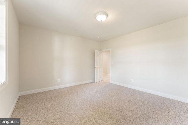 35047 SNICKERSVILLE TPKE, Round Hill, VA 20141