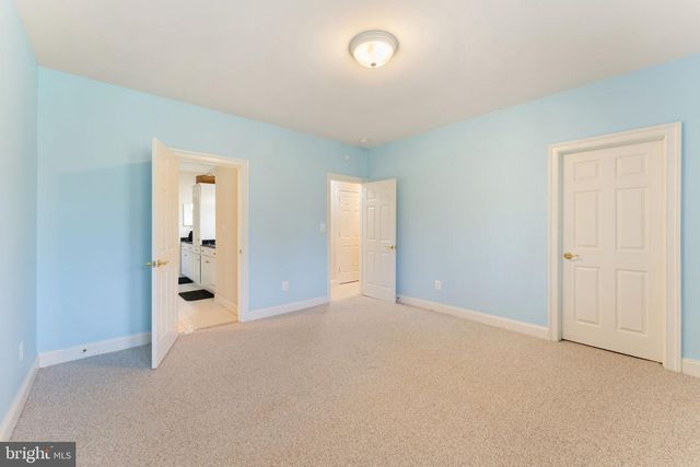 35047 SNICKERSVILLE TPKE, Round Hill, VA 20141