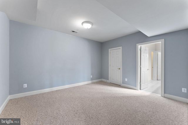 35047 SNICKERSVILLE TPKE, Round Hill, VA 20141