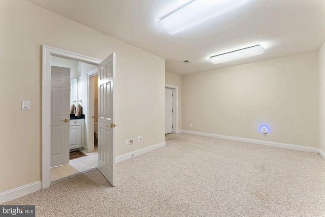 35047 SNICKERSVILLE TPKE, Round Hill, VA 20141