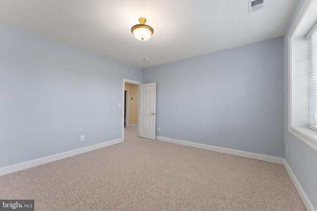 35047 SNICKERSVILLE TPKE, Round Hill, VA 20141