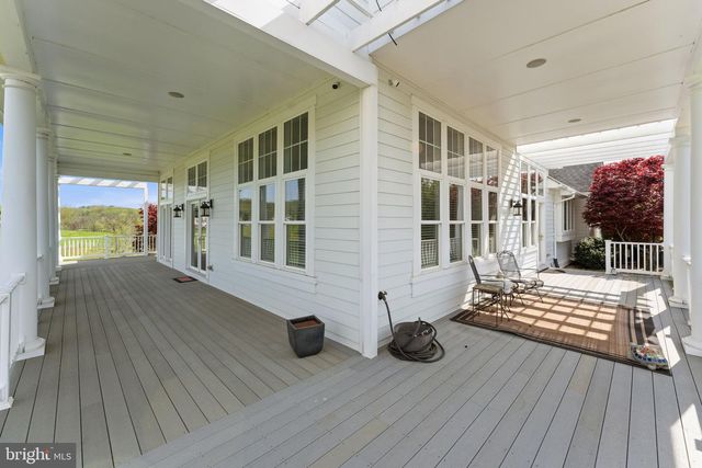 35047 SNICKERSVILLE TPKE, Round Hill, VA 20141