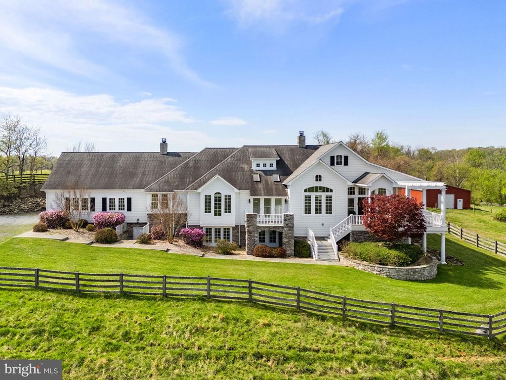 35047 SNICKERSVILLE TPKE, Round Hill, VA 20141