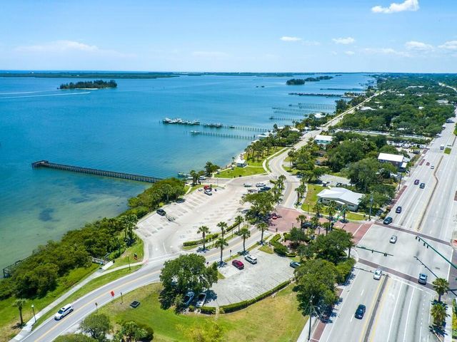 11171 Airport Drive, Sebastian, FL 32958