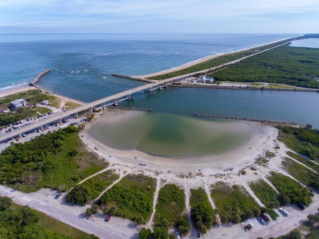 11171 Airport Drive, Sebastian, FL 32958