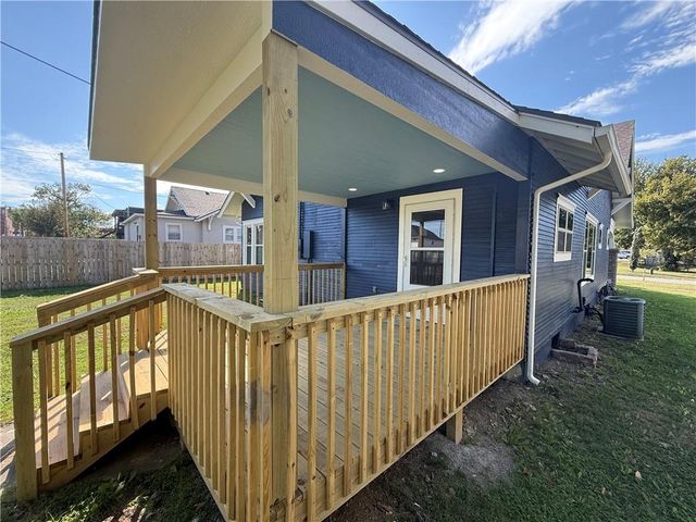 412 N 8th Street, Independence, KS 67301