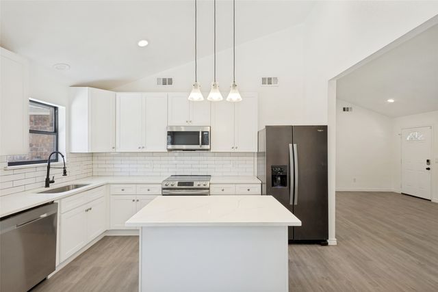 1203 S College Street, Mckinney, TX 75069