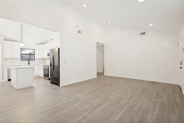1203 S College Street, Mckinney, TX 75069