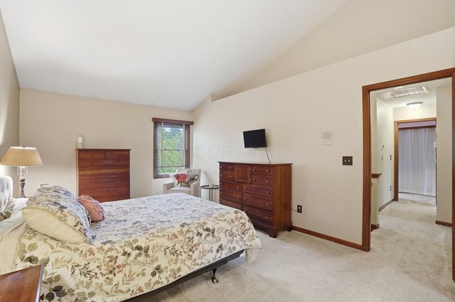 3437 River Narrows Road, Hilliard, OH 43026