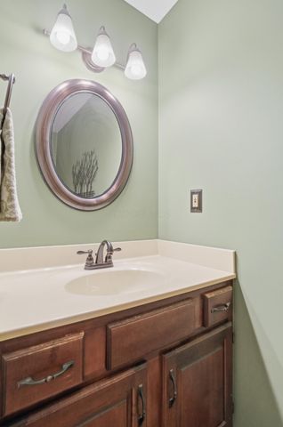 3437 River Narrows Road, Hilliard, OH 43026