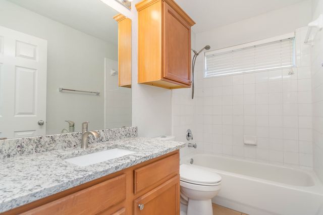 5548 Norris Drive, The Colony, TX 75056