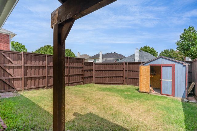 5548 Norris Drive, The Colony, TX 75056