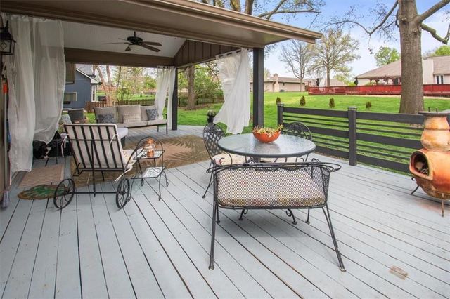 205 Saponi Lane, Lake Winnebago, MO 64034