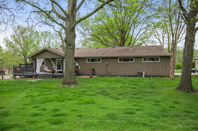 205 Saponi Lane, Lake Winnebago, MO 64034