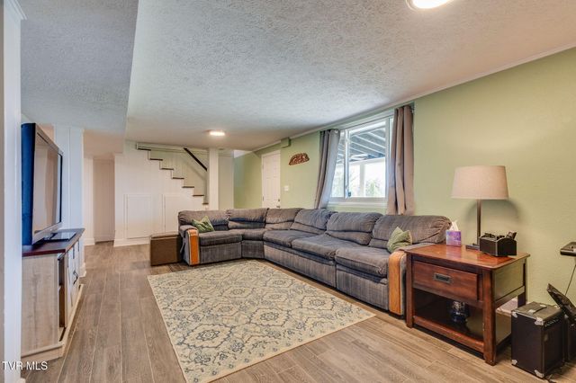 125 Meadow Wood Drive, Bristol, TN 37620