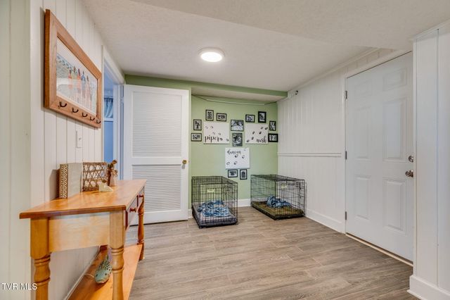 125 Meadow Wood Drive, Bristol, TN 37620