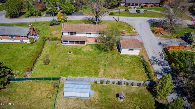 125 Meadow Wood Drive, Bristol, TN 37620