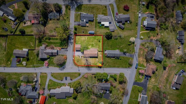 125 Meadow Wood Drive, Bristol, TN 37620