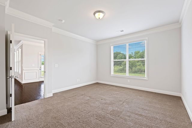 854 Deepwood Court, Boiling Springs, SC 29316