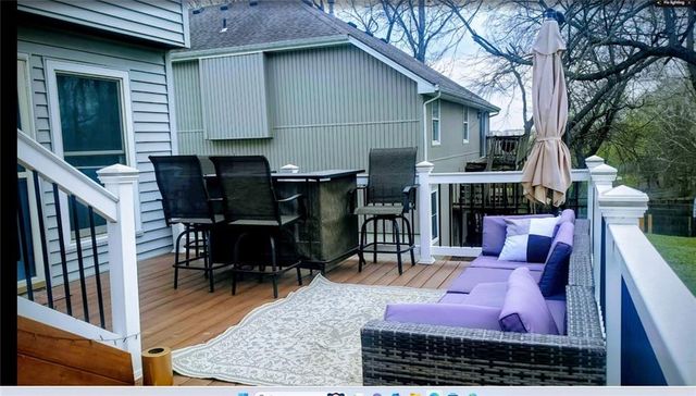 3220 S Bryn Mawr Drive, Independence, MO 64057