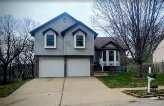 3220 S Bryn Mawr Drive, Independence, MO 64057