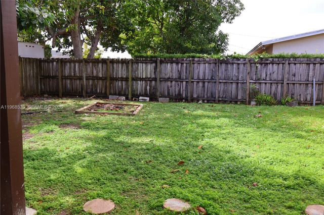 11730 SW 192nd St, Miami, FL 33177