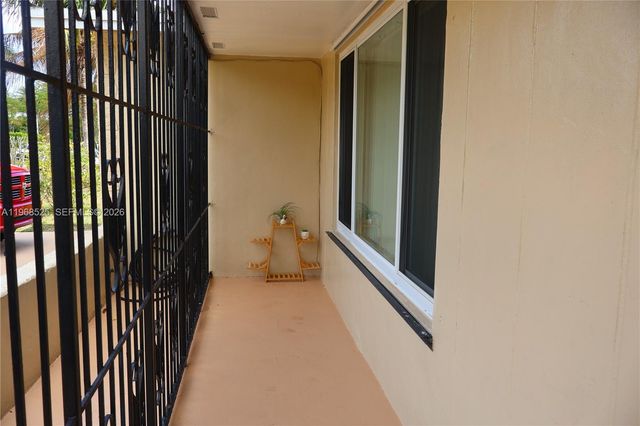 11730 SW 192nd St, Miami, FL 33177