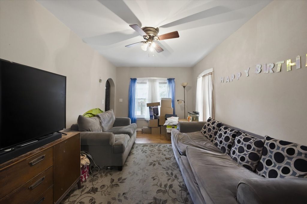 1329 MAPLE Avenue, Berwyn, IL 60402 — photo 4
