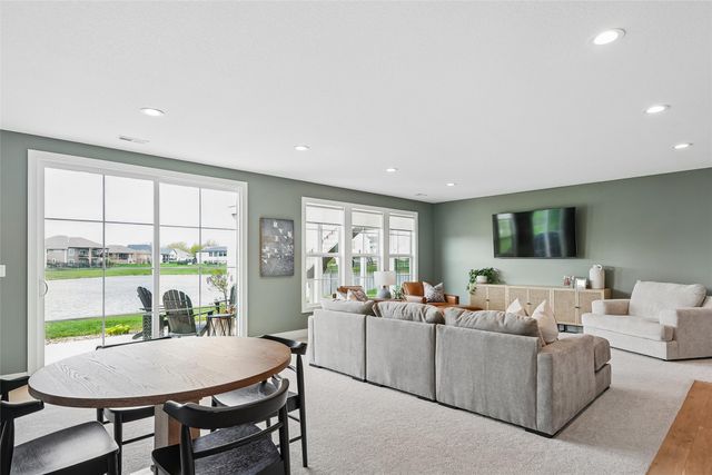 5207 NW 13th Street, Ankeny, IA 50023