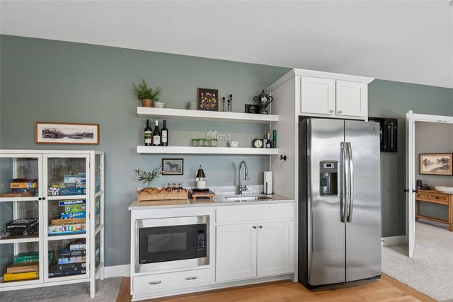 5207 NW 13th Street, Ankeny, IA 50023