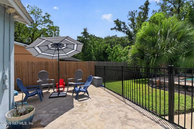 4014 HUNTER Circle, Jacksonville, FL 32207