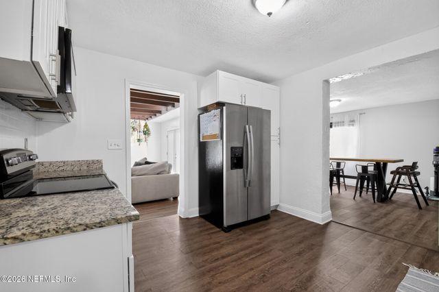 4014 HUNTER Circle, Jacksonville, FL 32207