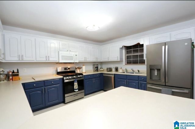 800 LANDMARK ROAD, Talladega, AL 35160