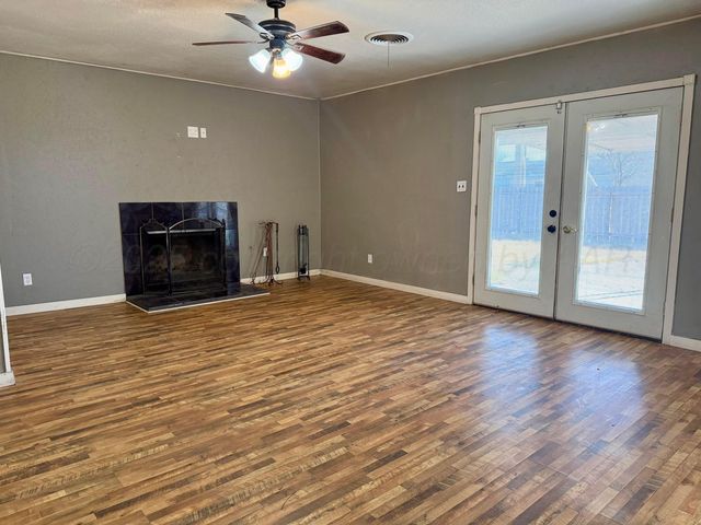 1001 Bowman Drive, Borger, TX 79007