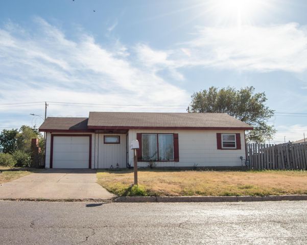 1001 Bowman Drive, Borger, TX 79007