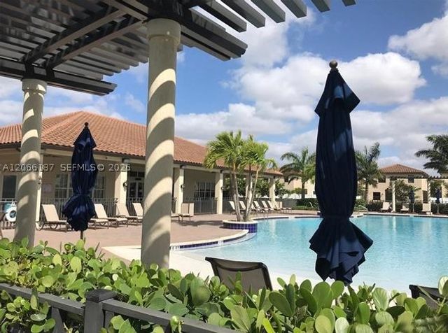 3514 W 88th Ter 3514, Hialeah, FL 33018