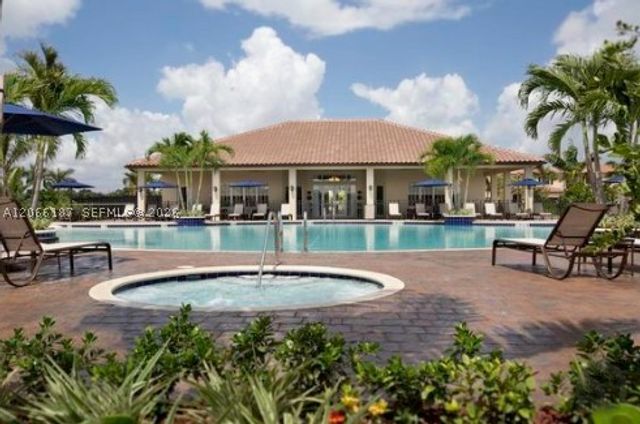 3514 W 88th Ter 3514, Hialeah, FL 33018