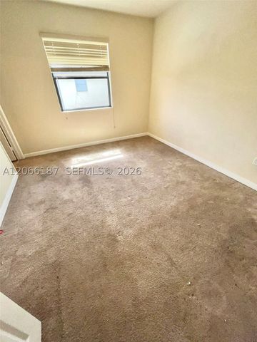 3514 W 88th Ter 3514, Hialeah, FL 33018