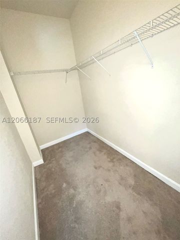 3514 W 88th Ter 3514, Hialeah, FL 33018